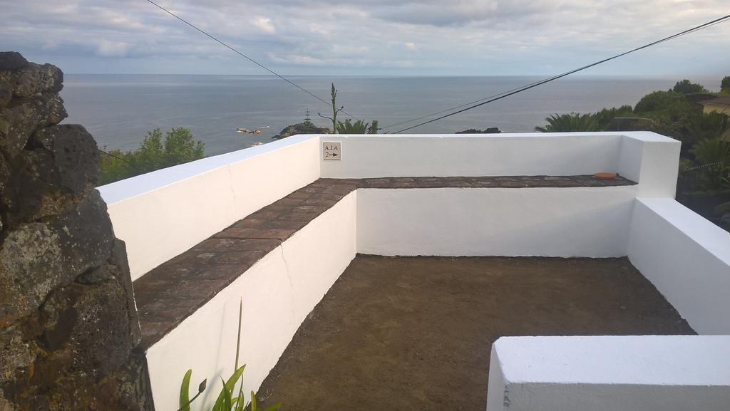 Monserrate - Galera Cottage Caloura Zewnętrze zdjęcie